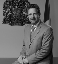 Photograph of The Honourable Chuck Strahl, Privy Councillor, Chair